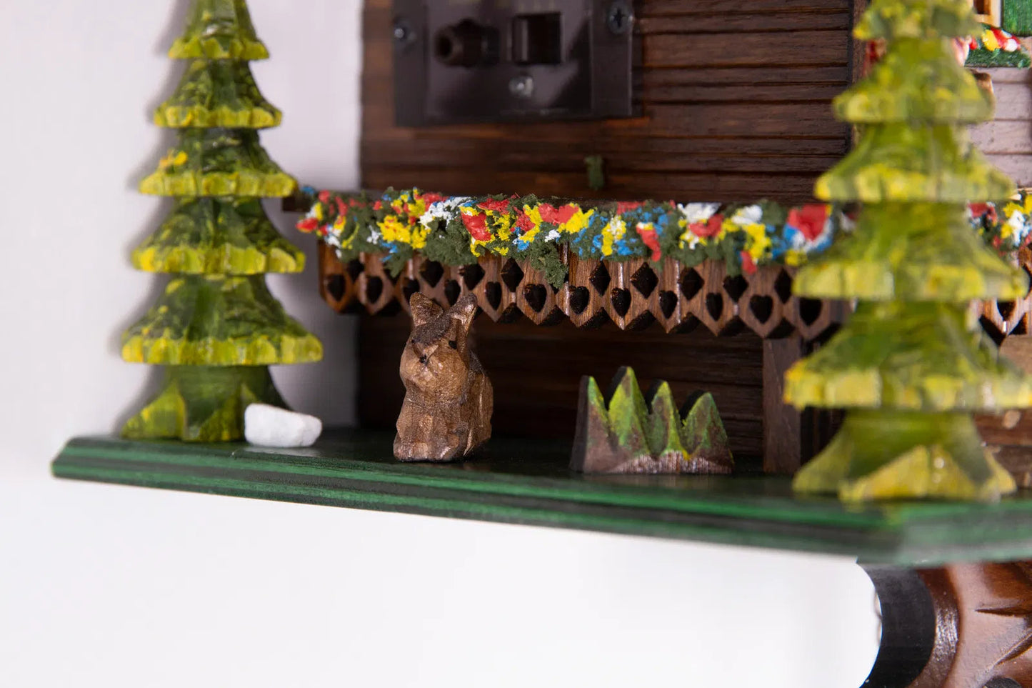 Cuckoo Clock Saint Bernhard Hut - Quartz Chalet 32cm - Cuckoo-Palace