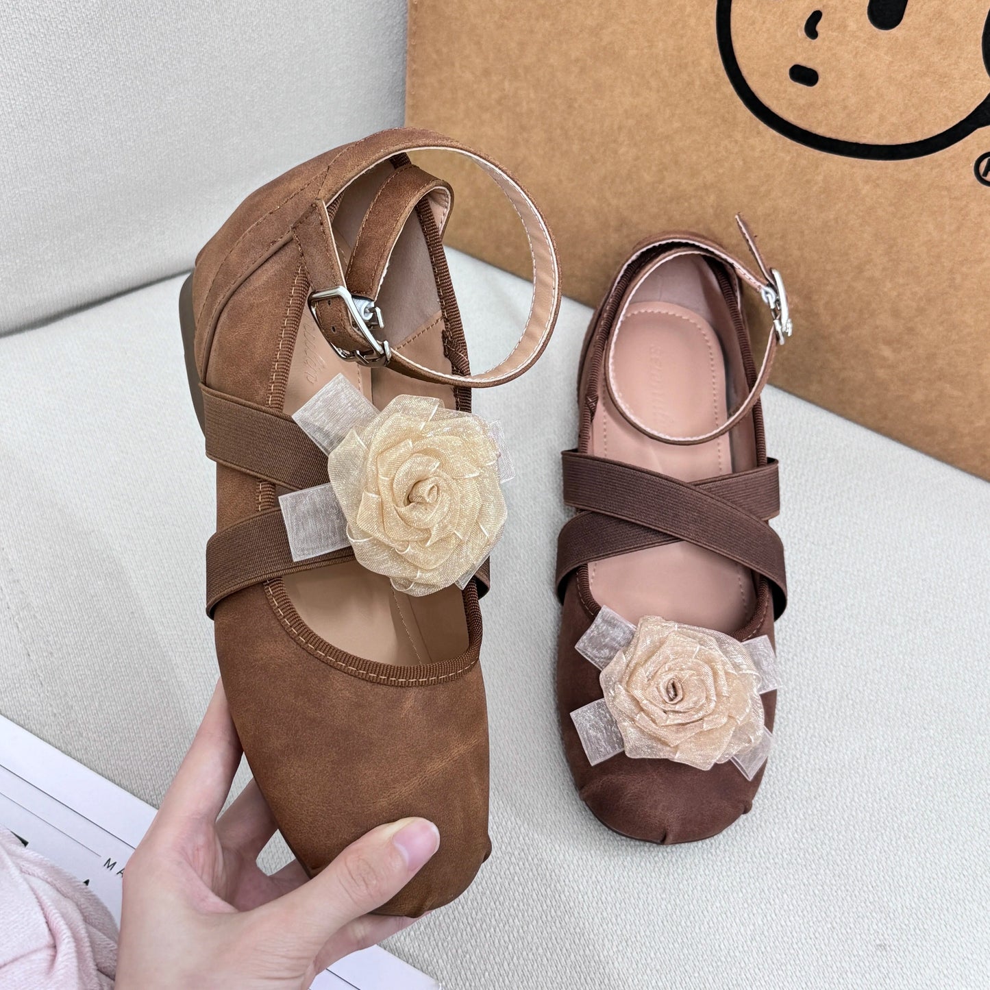 Women's heightening soft sole flower shoes