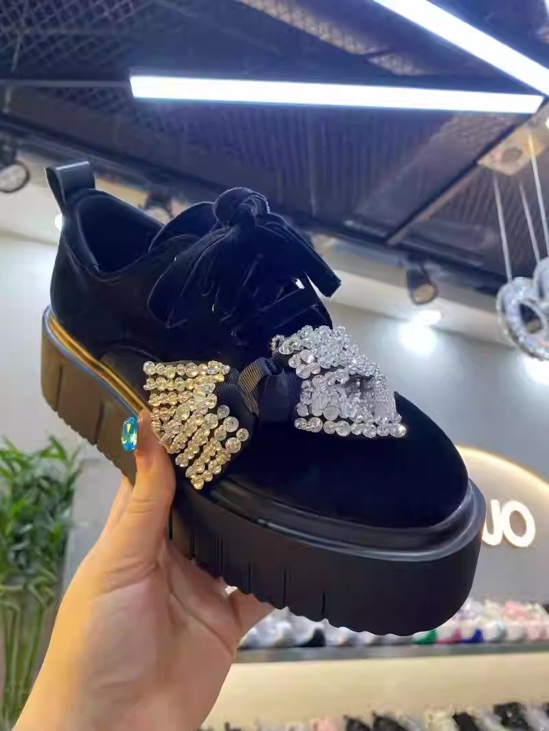 Thick sole diamond bow casual sneakers