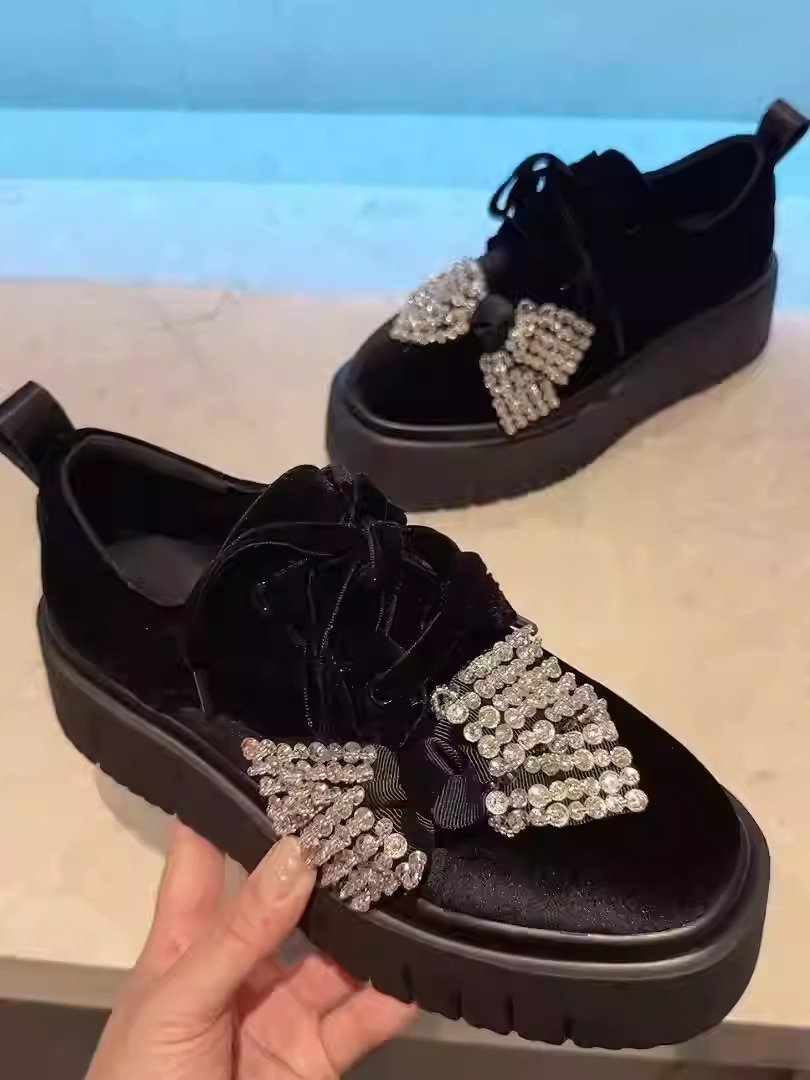 Thick sole diamond bow casual sneakers