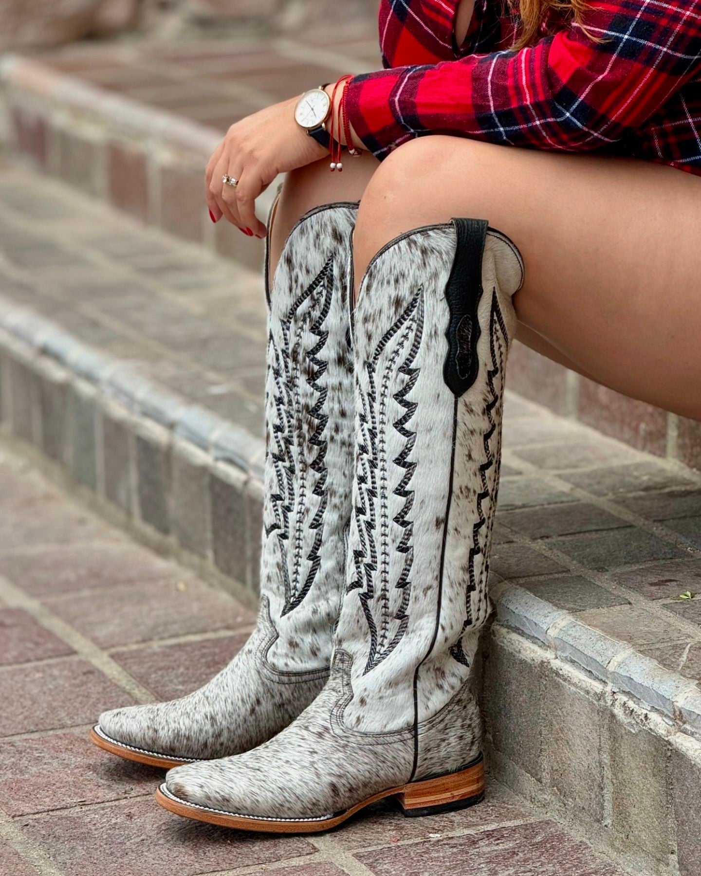 Stylish unique patterned high boots black and white rendering