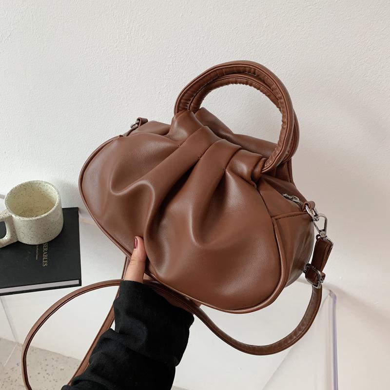 Retro cloud pleated women's bag