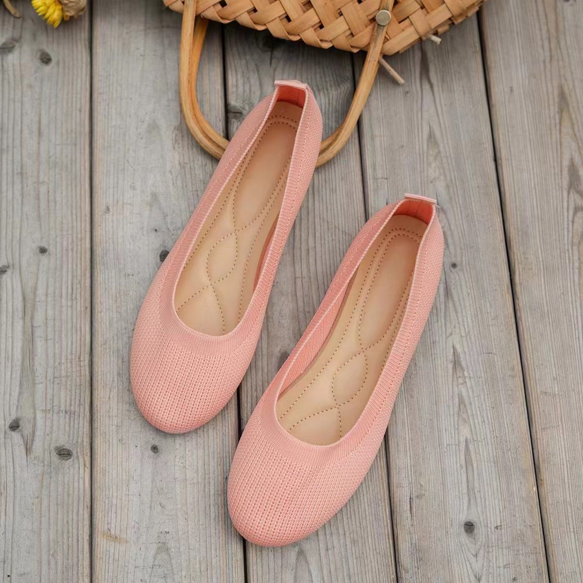 Women's round toe flat shoes