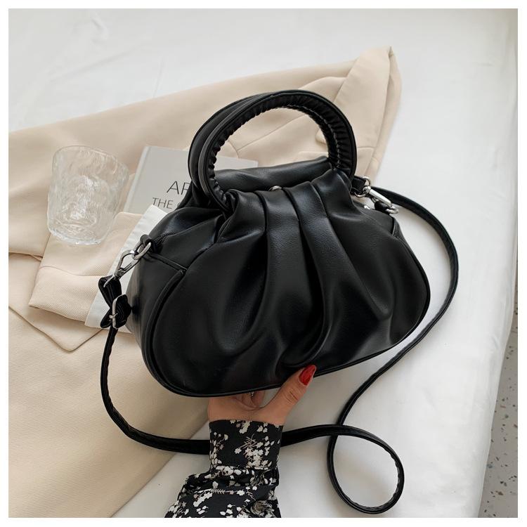 Retro cloud pleated women's bag