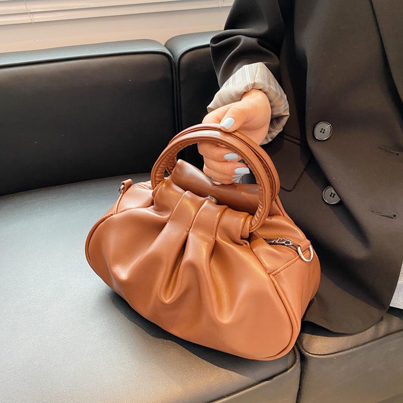 Retro cloud pleated women's bag