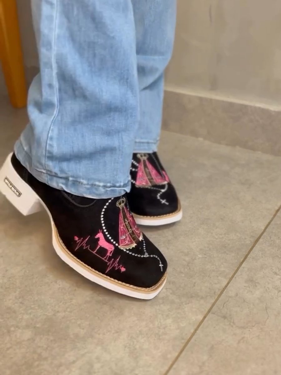 Women's Black Short Boots - Pink Cute Embroidery