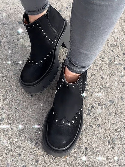 Stylish rivet pattern martin boots